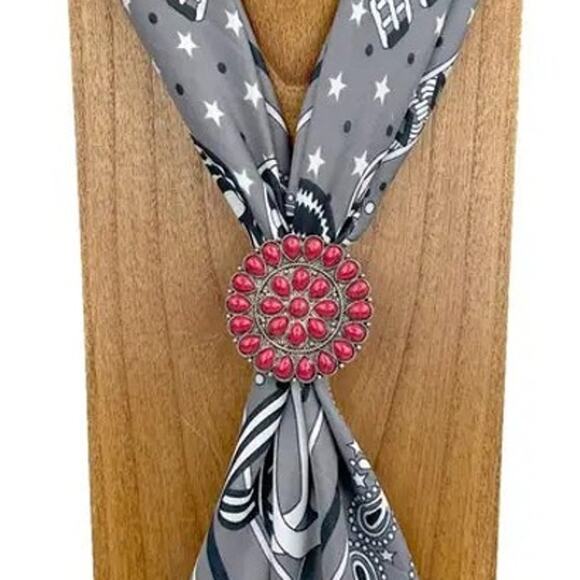 Western Round Silver Tone with Red Stones Wild Rag Scarf Slide - Picture 1 of 3